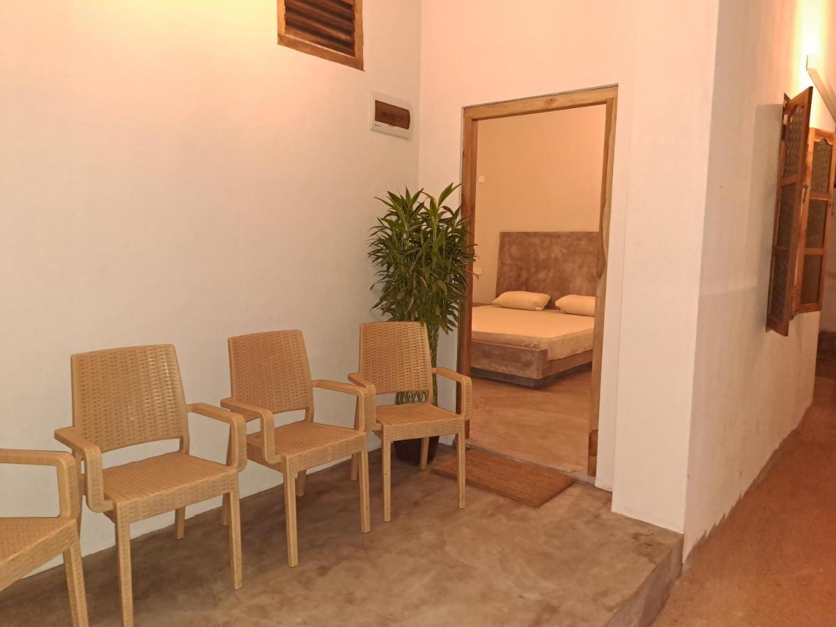 The Surf Access Guest House Аругам Бей Екстериор снимка