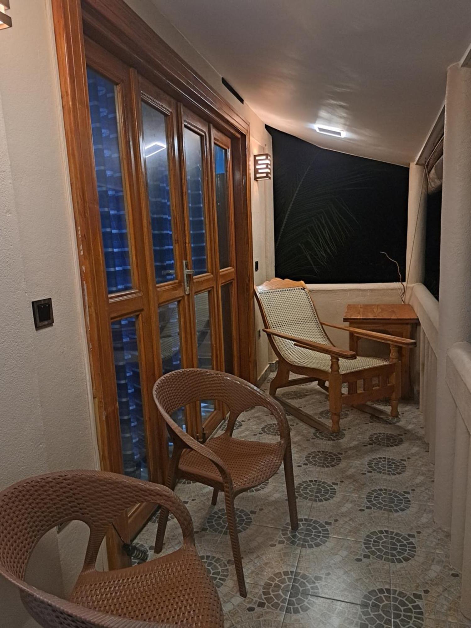 The Surf Access Guest House Аругам Бей Екстериор снимка