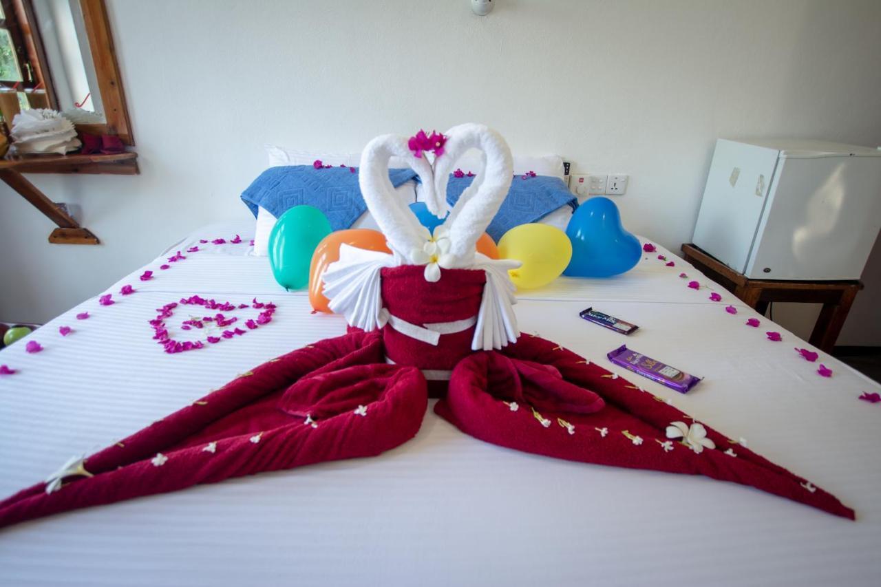 The Surf Access Guest House Аругам Бей Екстериор снимка